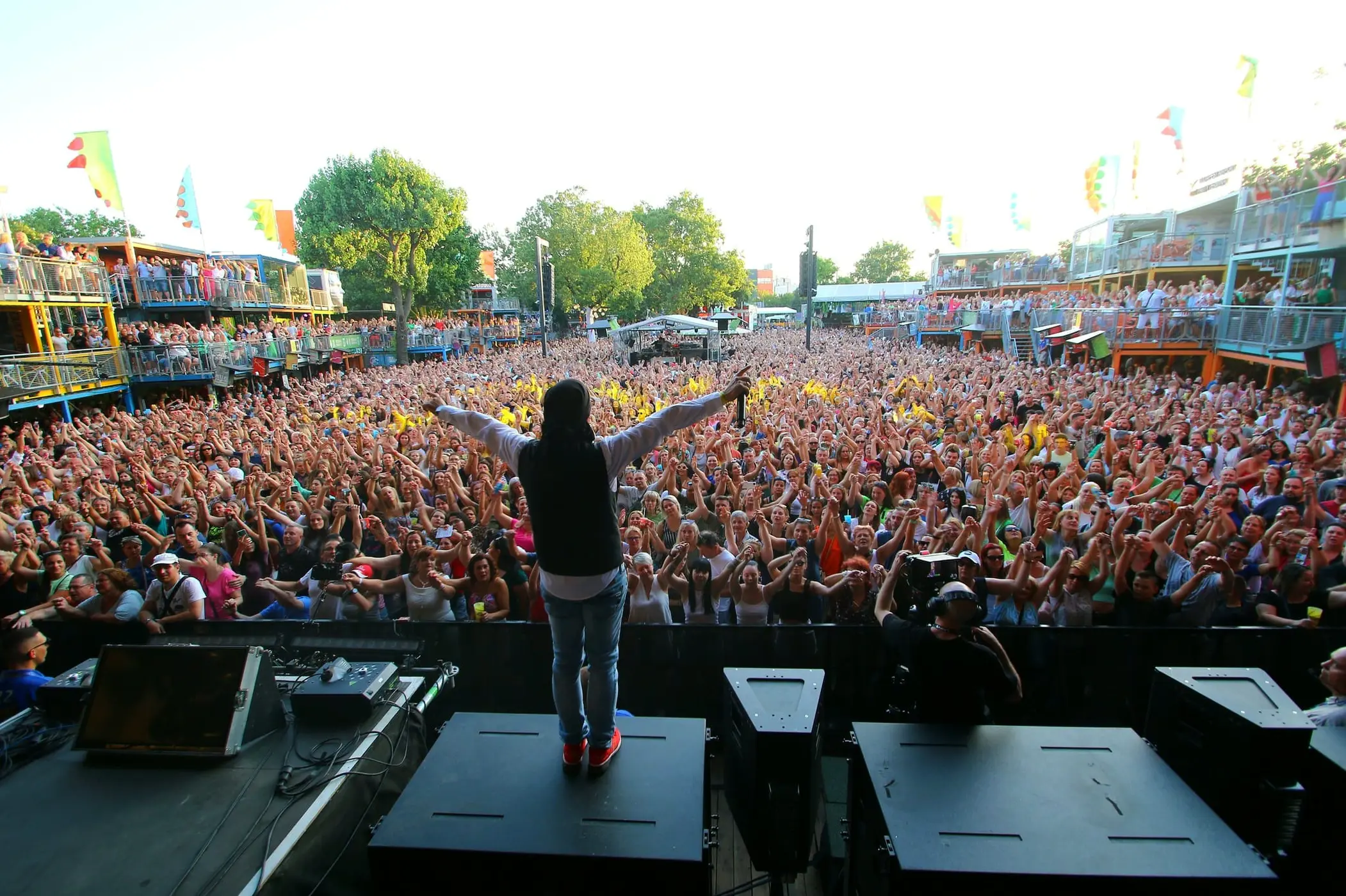 Dj Dominique